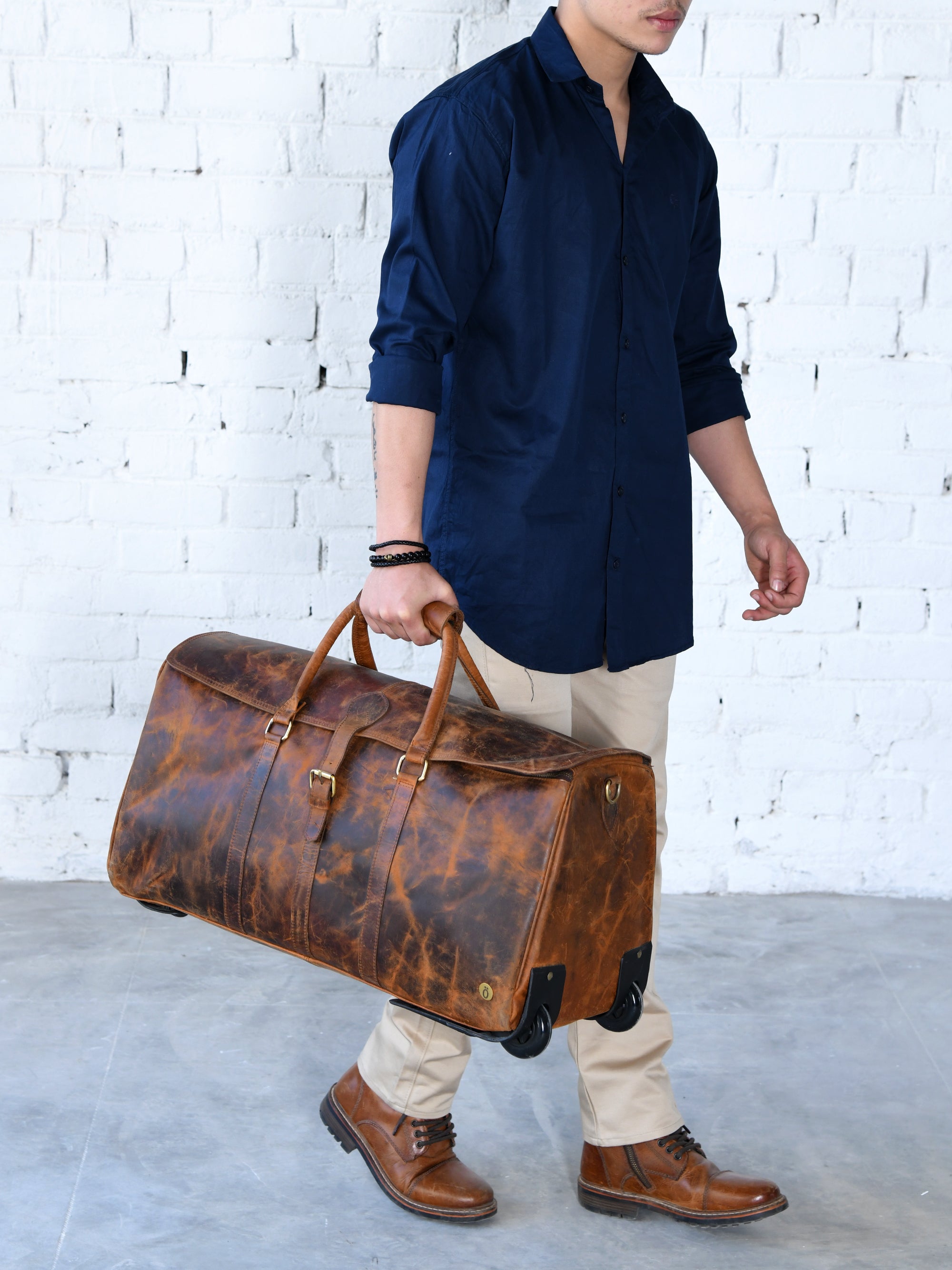 The Dio Wheeled Duffle - DÖTCH CLUB