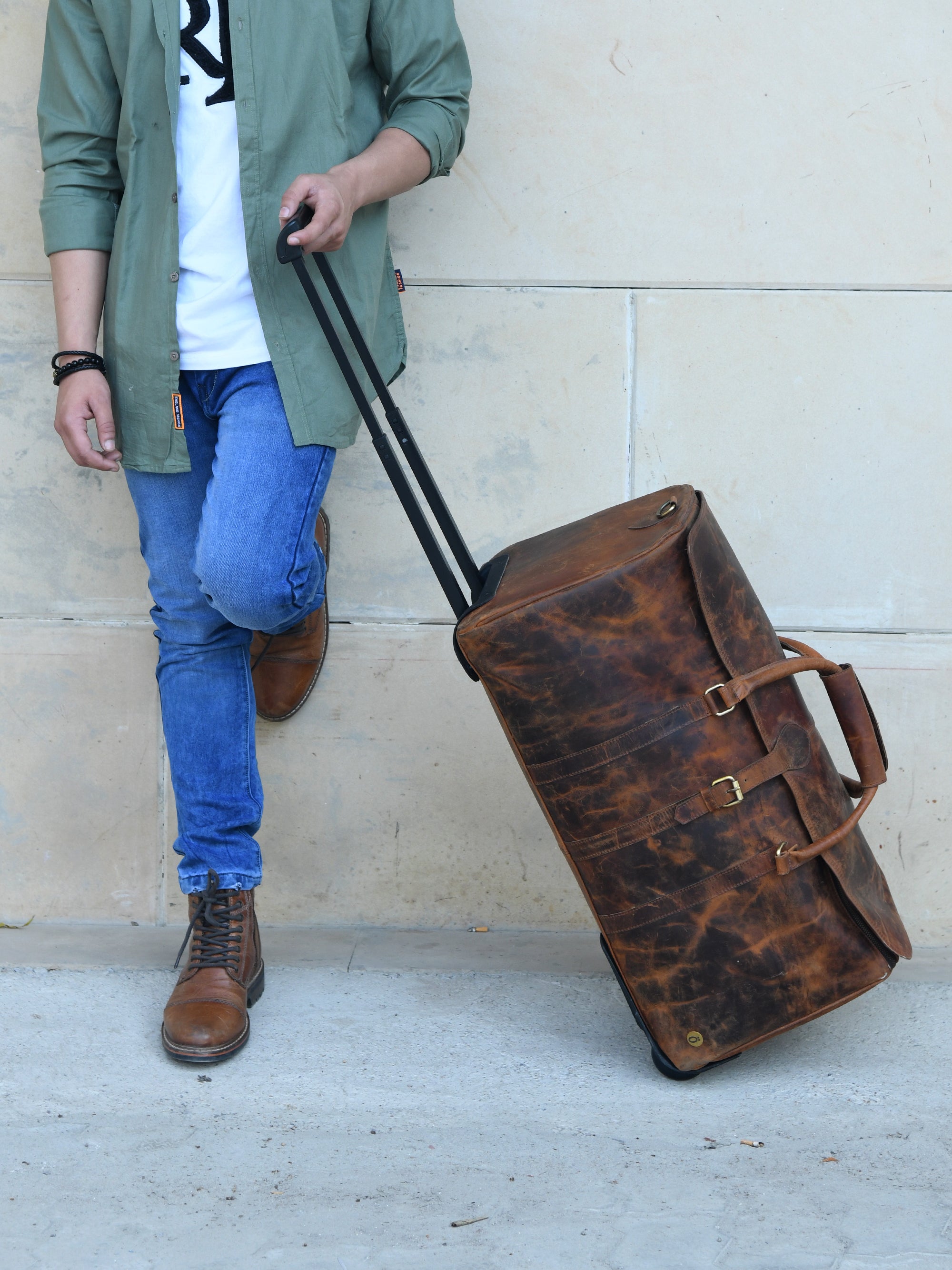 The Dio Wheeled Duffle - DÖTCH CLUB