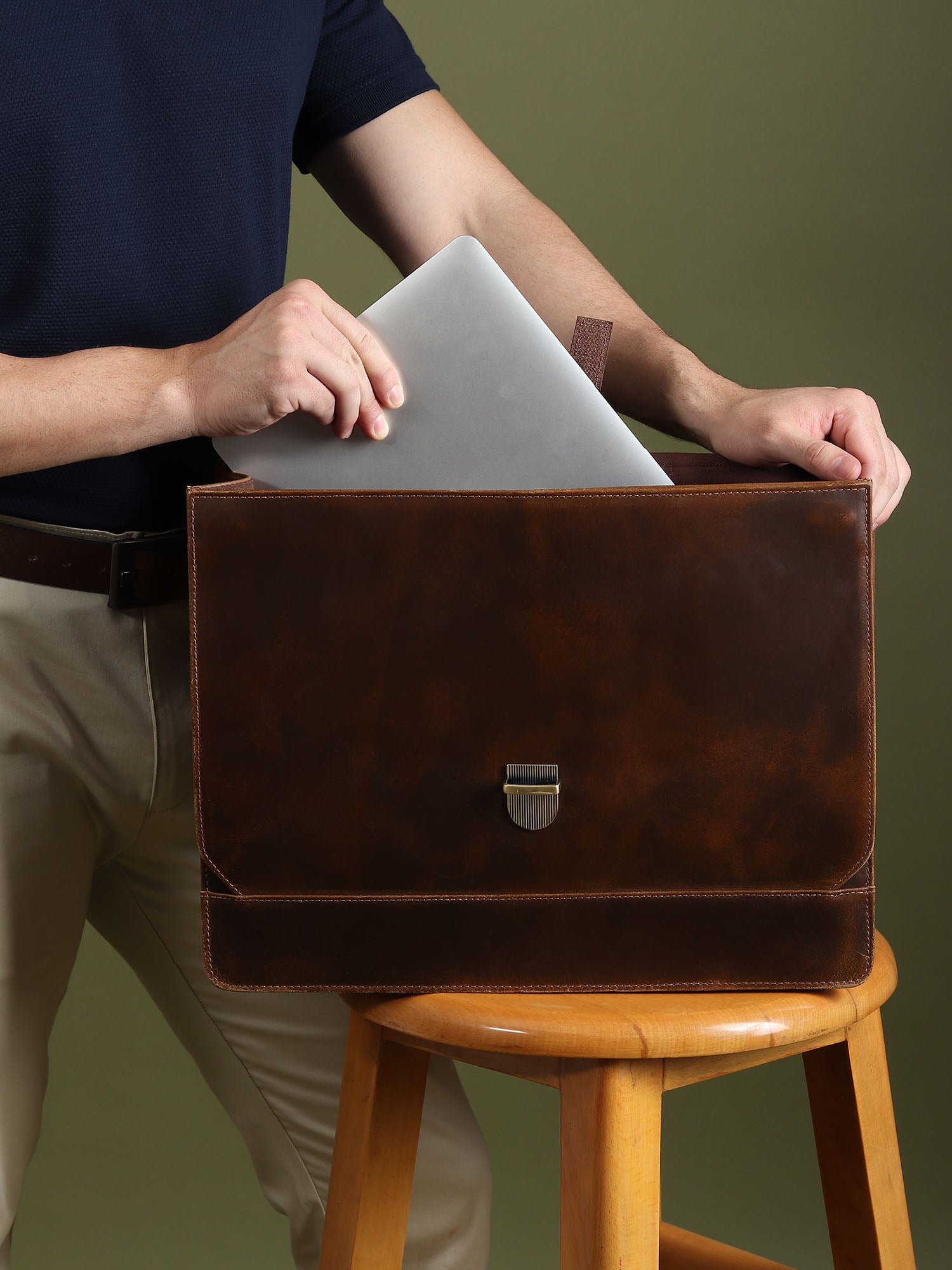 Yorke Leather Laptop Messenger Bag