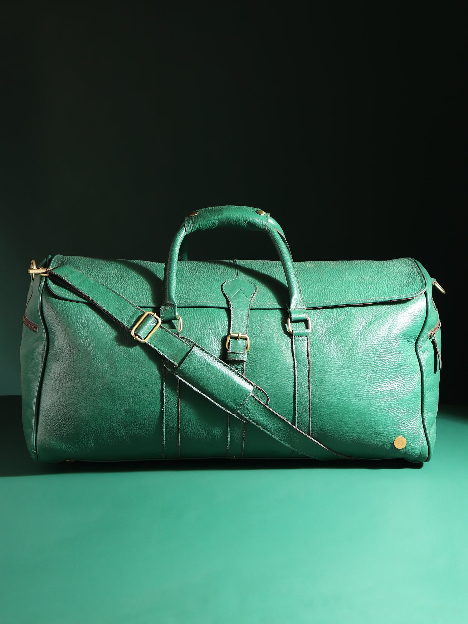 Jane Leather Duffle Bag - DÖTCH CLUB