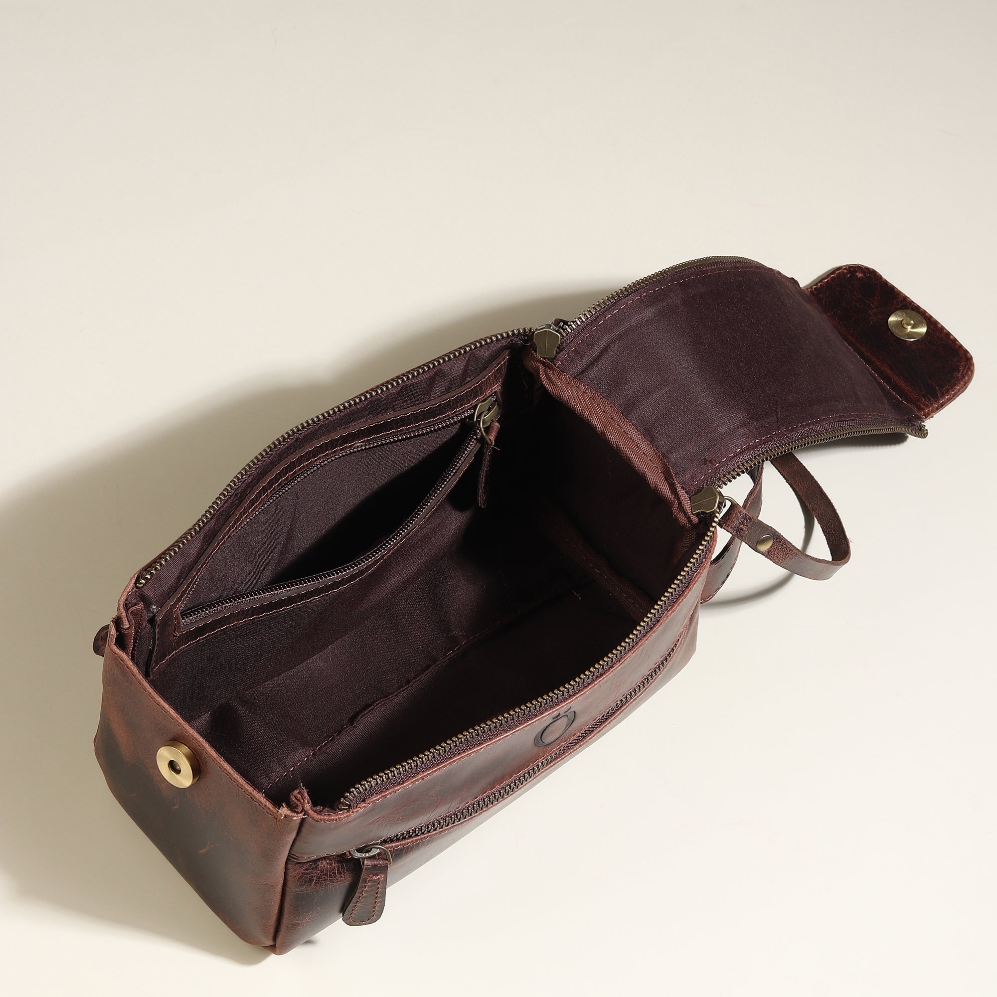 The Regent Wash Bag - DÖTCH CLUB